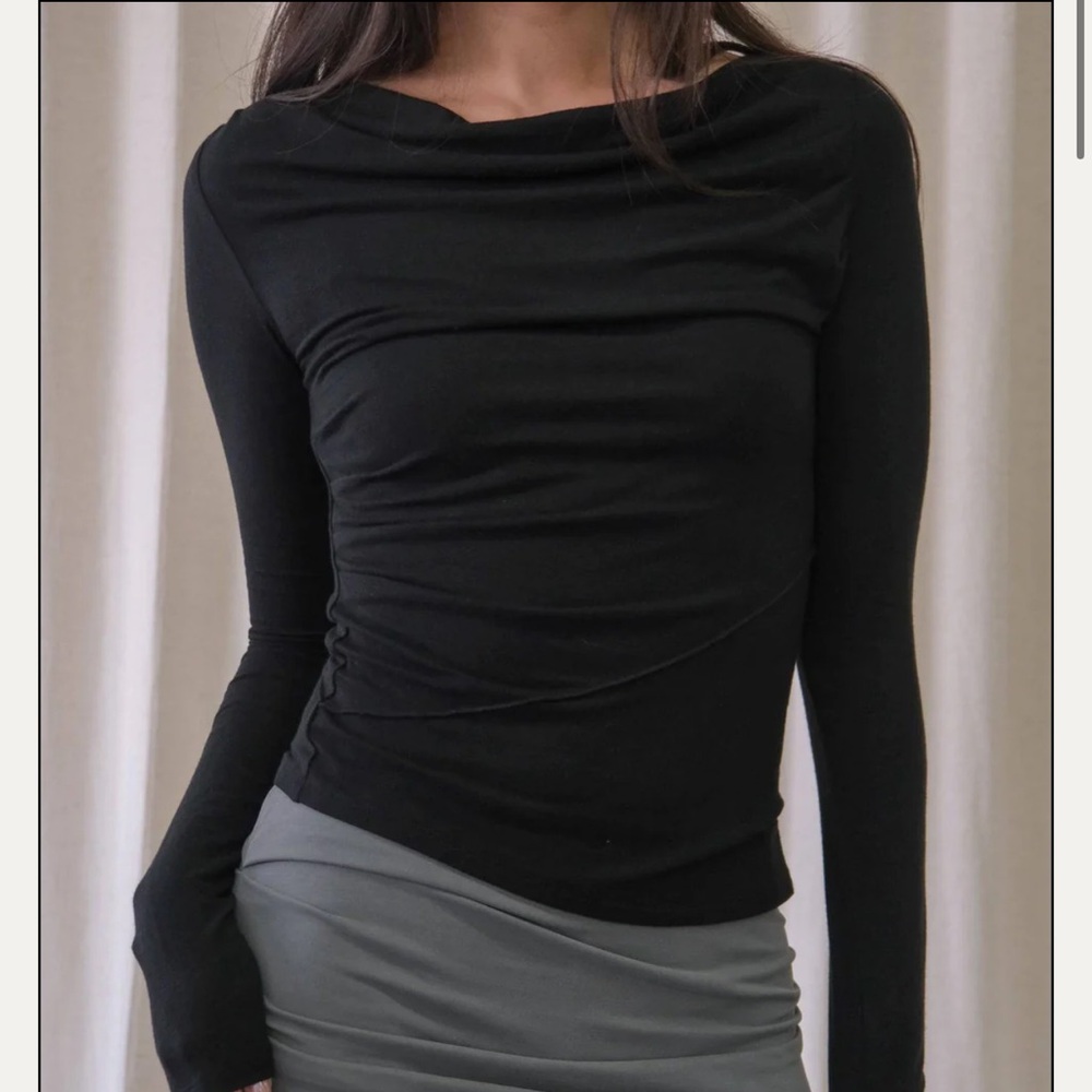 Women's Black Long-Sleeve Draped Neck Top
